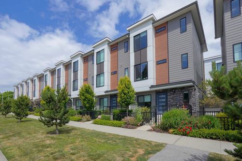 10-1639 162 St, Surrey, BC, V4A4Y1 | Card Image