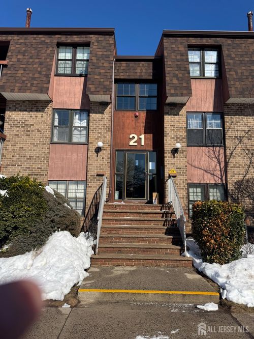 251c-251 Alpine Way, Woodbridge, NJ, 07095-1469 | Card Image