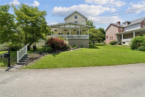 73 Kavel Hill Rd, Irwin, PA, 15642-8640 | Card Image