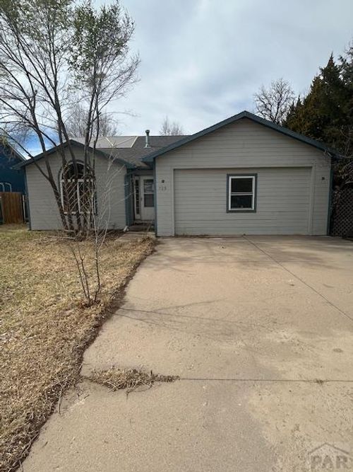 709 S 15th St, Rocky Ford, CO, 81067-2215 | Card Image