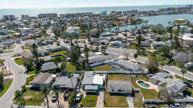 596 S Bayshore Dr, House other with 2 bedrooms, 1 bathrooms and null parking in MADEIRA BEACH FL | Image 59