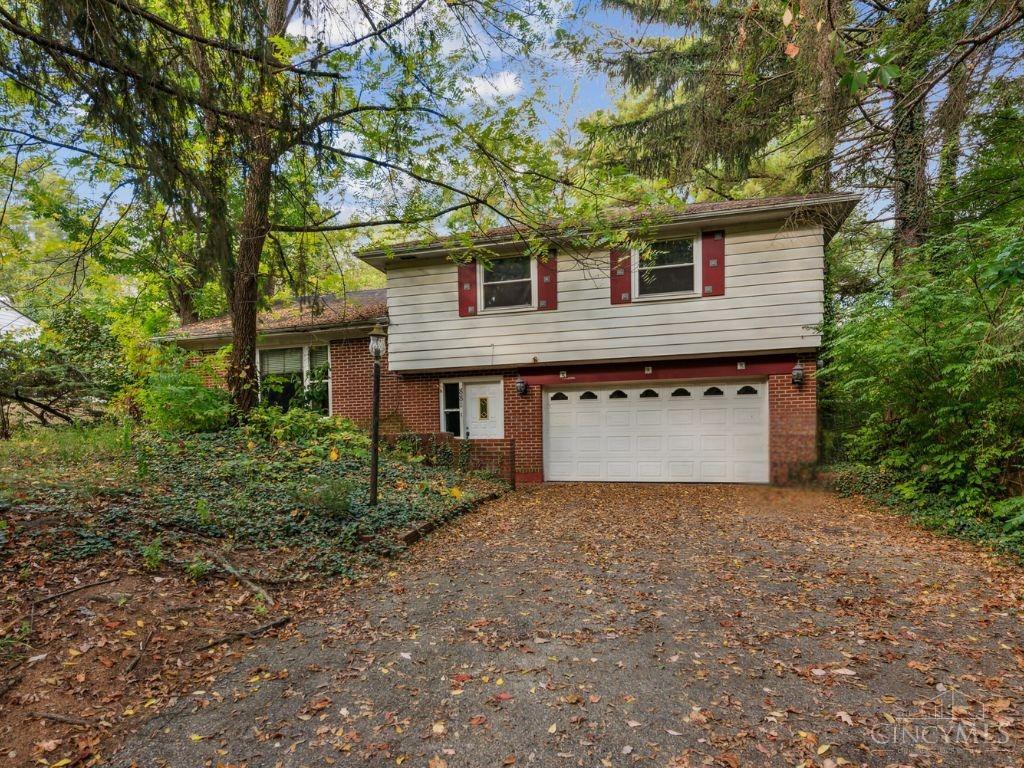 Asbury Rd, Cincinnati, OH 45255