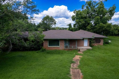 1509 E Park Ave, Palestine, TX, 75801-4860 | Card Image