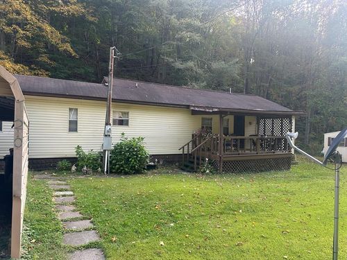 210 Country Farms Rd, Cedar Bluff, VA, 24609-9769 | Card Image