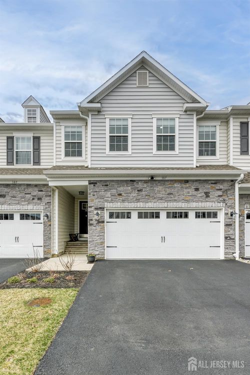 107 Charleston Dr, Monroe, NJ, 08831-3326 | Card Image