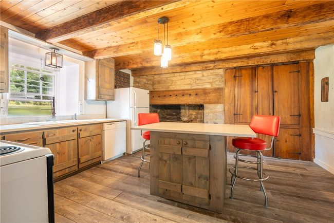 4127 State Route 130, House other with 3 bedrooms, 2 bathrooms and 2 parking in Stahlstown PA | Image 9
