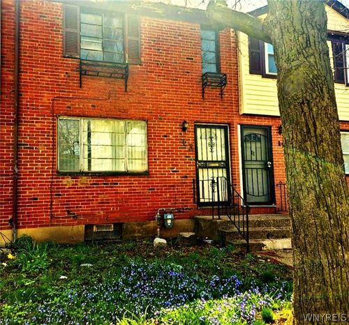 13 Bennett Village Ter, Buffalo, NY, 14214-2201 | Card Image