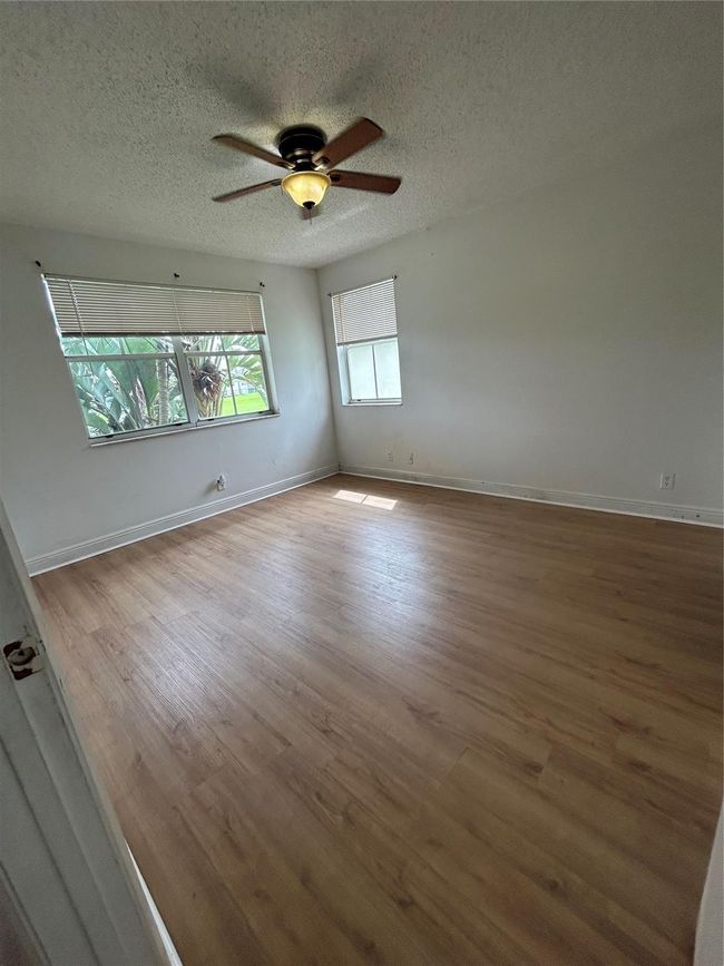 APT-201 - 2823 N Course Dr, Condo with 2 bedrooms, 2 bathrooms and null parking in Pompano Beach FL | Image 17
