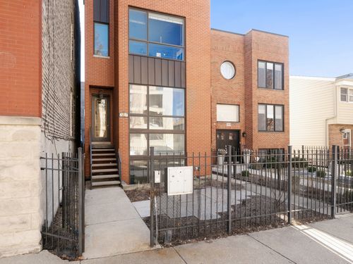 1-2407 Moffat St, Chicago, IL, 60647-0463 | Card Image