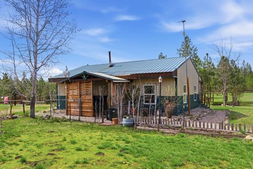 4548 Emilys Way, Springdale, WA, 99173-9602 | Card Image