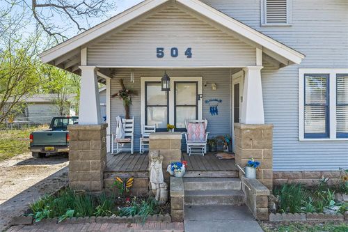 504 E Charles Ave, Pauls Valley, OK, 73075-4203 | Card Image