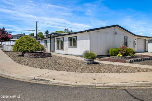 1720 S 71st Ave, Yakima, WA, 98908-5535 | Card Image