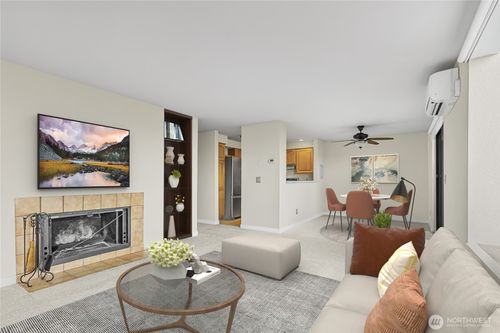 a16-1301 S Puget Dr, Renton, WA, 98055-8805 | Card Image