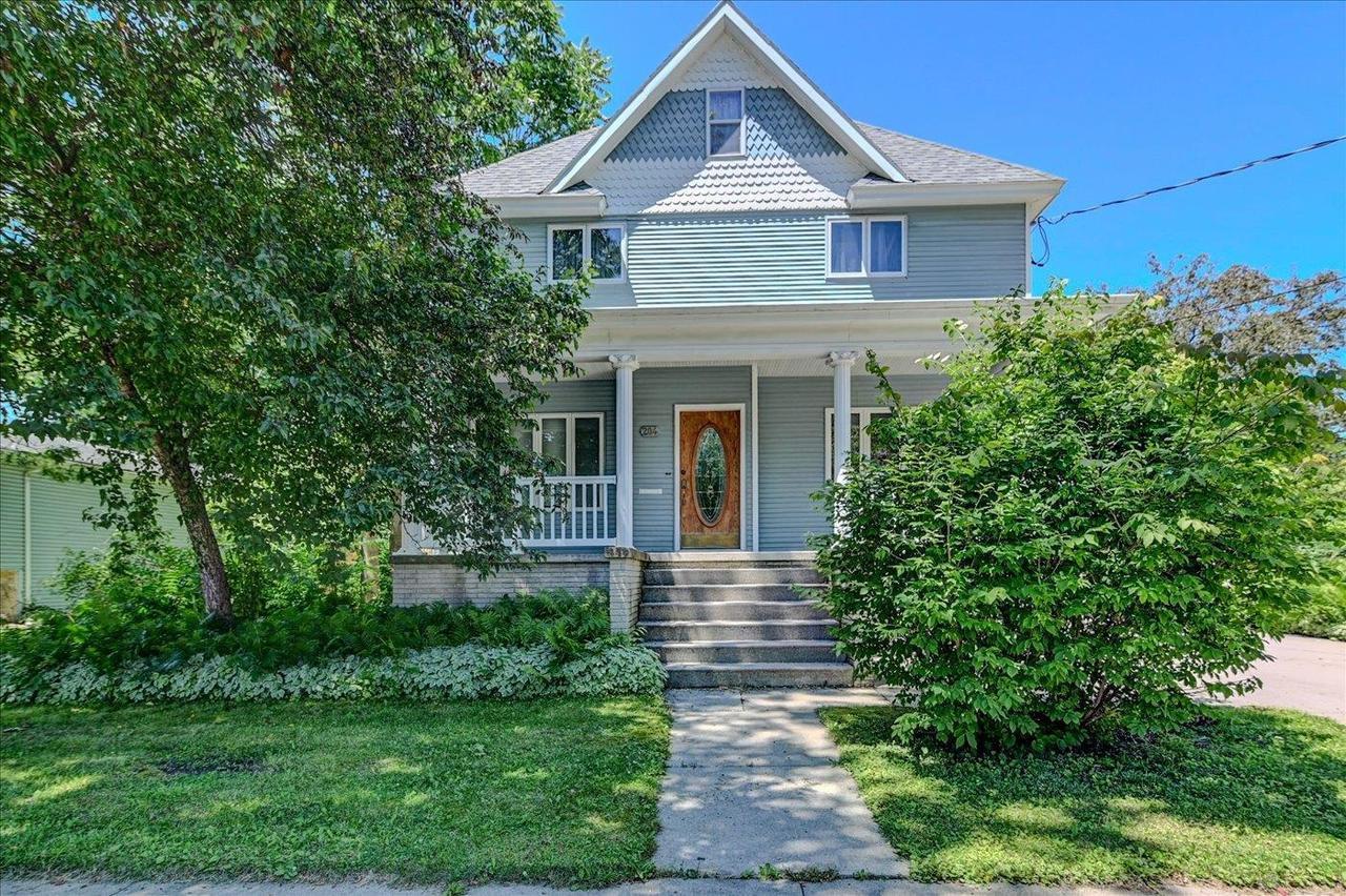 Waterloo St, Columbus, WI 53925