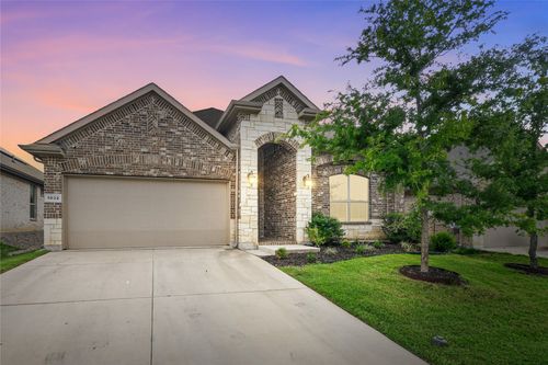 1032 Pitch Pine St, Hickory Creek, TX, 75065-7607 | Card Image