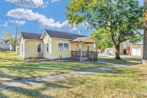 115 W Columbus St, Sibley, IL, 61773-9517 | Card Image