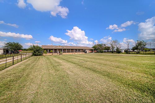 3709 Florence Rd, Ponder, TX, 76259-8448 | Card Image