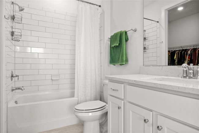 Full Bath | Image 5