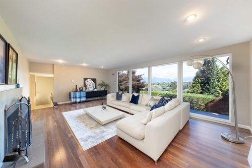 4393 Puget Dr, Vancouver, BC, V6L2V7 | Card Image