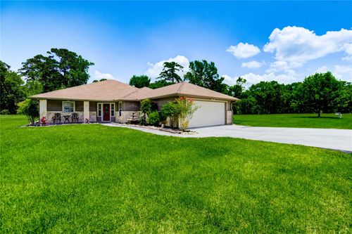 37 Wildwood Lake Dr, Huntsville, TX, 77340-1414 | Card Image