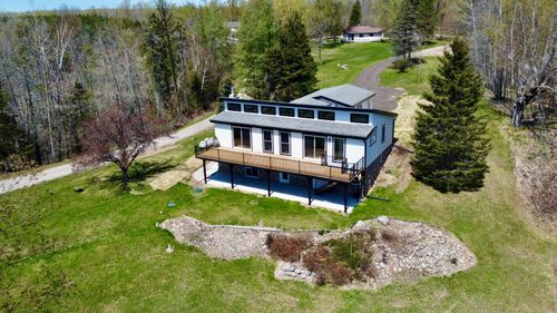 N9091 Chip N Dale Dr, Pickerel, WI, 54465-9700 | Card Image