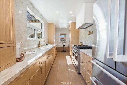 3924 Dublin Ave, LOS ANGELES, CA, 90008-2714 | Card Image