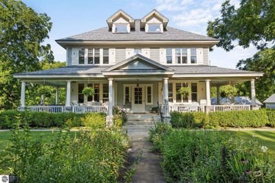 473 N Manitou Trail, House other with 9 bedrooms, 1 bathrooms and null parking in Lake Leelanau MI | Image 1