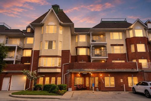 314-2314 Sienna Park Green Sw, Calgary, AB, T3H3N7 | Card Image