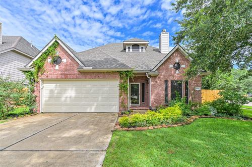 3602 Pine Stream Dr, Pearland, TX, 77581-8821 | Card Image