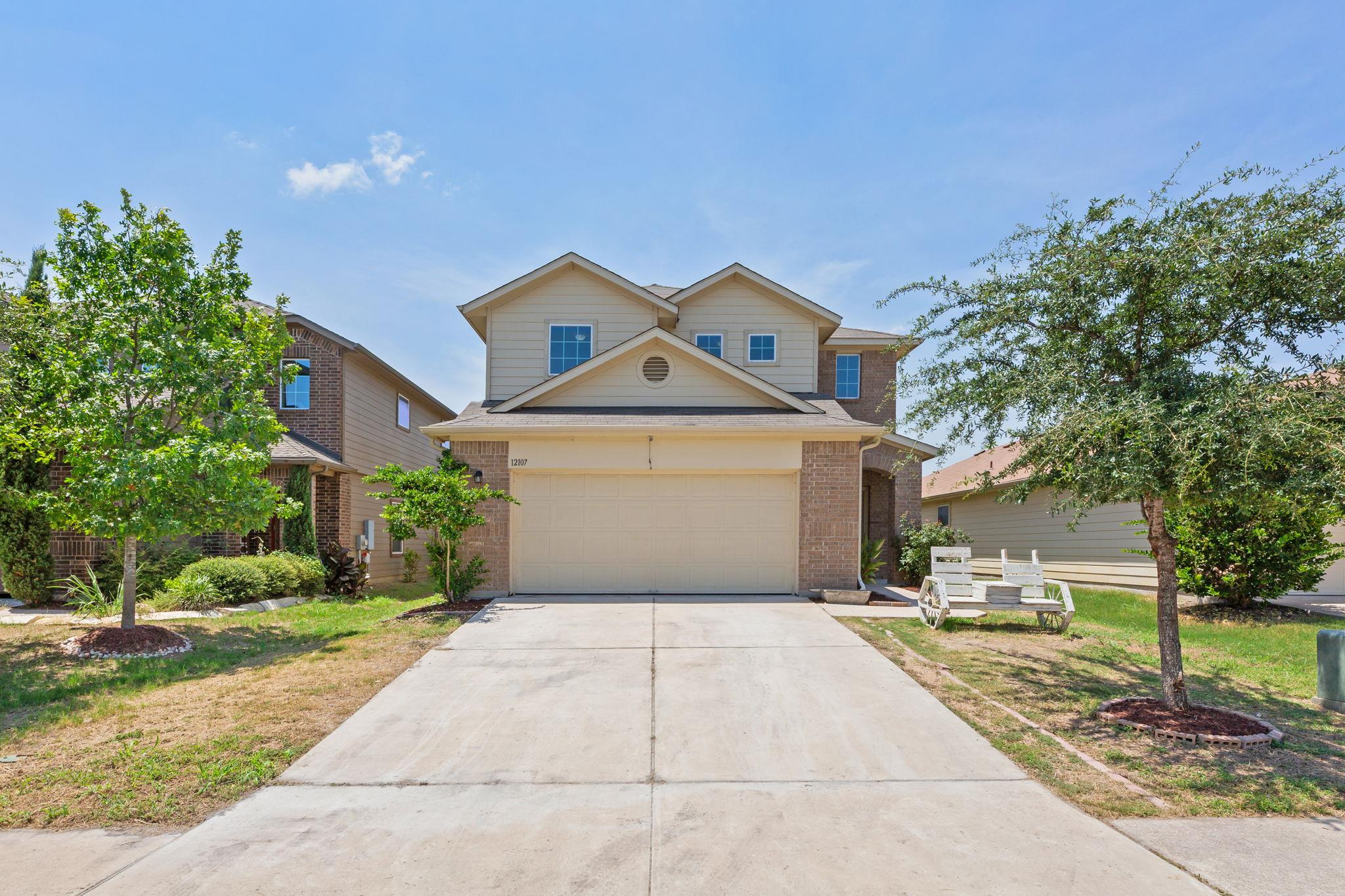 Residential in Manor 3