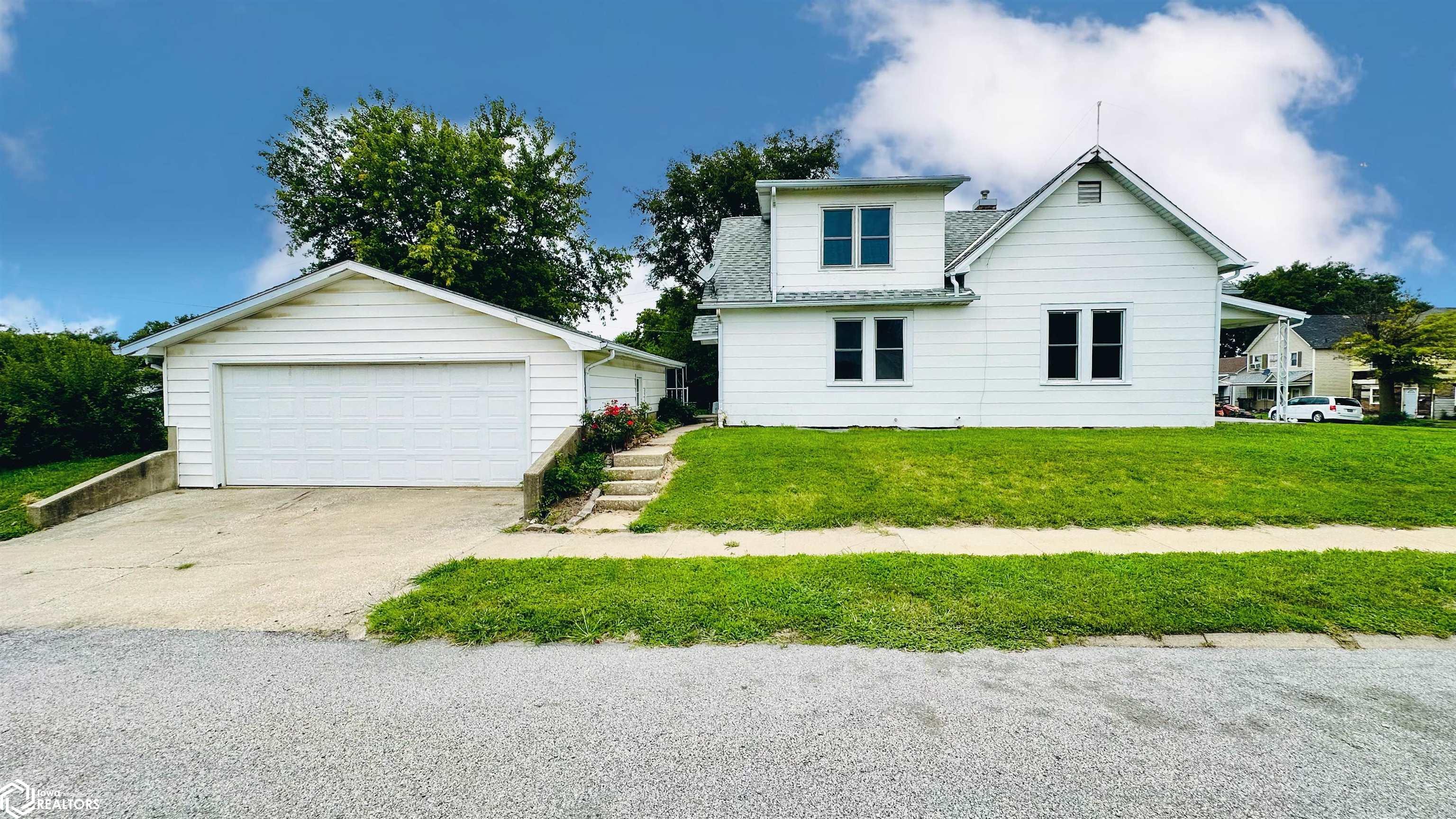 Des Moines St, Keokuk, IA 52632