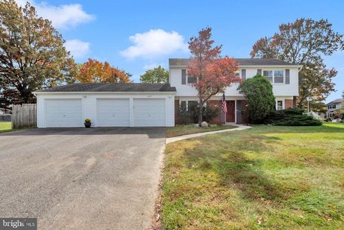 12217 Fleming Ln, BOWIE, MD, 20715-2527 | Card Image