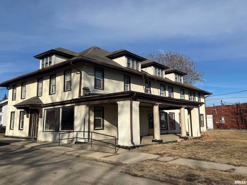 201 11th Ave, Fulton, IL, 61252-1781 | Card Image