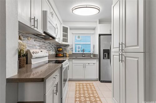 apt-p101-355 Aoloa St, Kailua, HI, 96734-3050 | Card Image