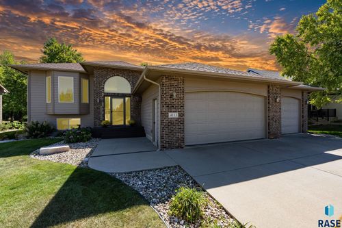 4113 W 88th St Street, Sioux Falls, SD, 57108 | Card Image