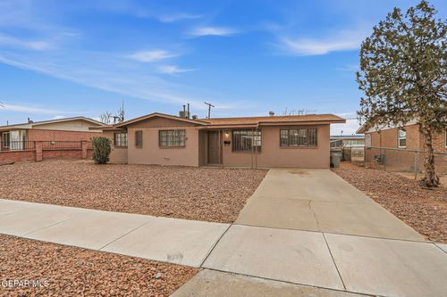 5708 Lexington Dr, El Paso, TX, 79924-7411 | Card Image