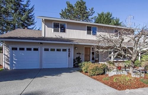 6543 125th Ave Se, Bellevue, WA, 98006-3936 | Card Image