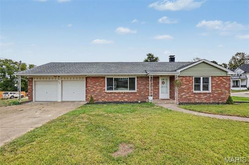 202 Cherry St, Wright City, MO, 63390-1129 | Card Image