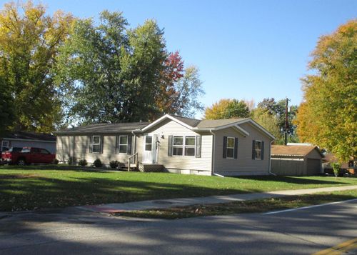 9642 Meadowbrook St, Clay, MI, 48001-4624 | Card Image