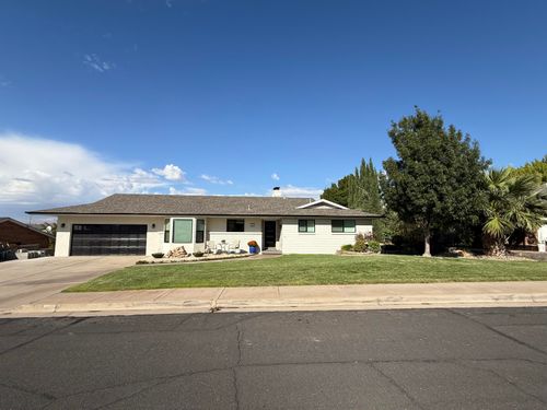 722 Staheli Dr, Washington, UT, 84780-2004 | Card Image