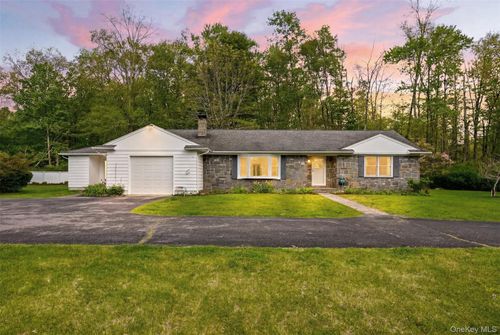 435 Samsonville Rd, Kerhonkson, NY, 12446-1805 | Card Image