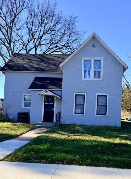 607 4th St Ne, Little Falls, MN, 56345-2413 | Card Image