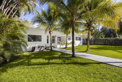 4191 Braganza Ave, House other with 3 bedrooms, 3 bathrooms and null parking in Coconut Grove FL | Image 3