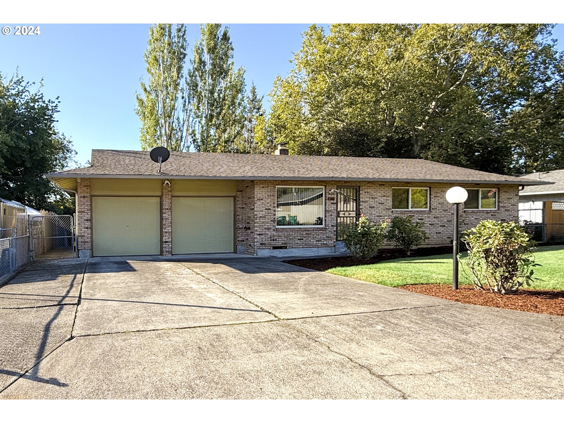 13th St, Troutdale, OR 97060