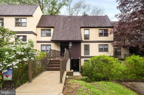 d-285 Shawmont Avenue, PHILADELPHIA, PA, 19128 | Card Image