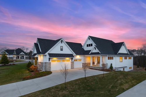 7070 Highland Ct, Eden Prairie, MN, 55346-7500 | Card Image