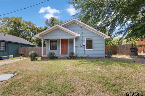 1006 W Trezevant St, Tyler, TX, 75702-4256 | Card Image