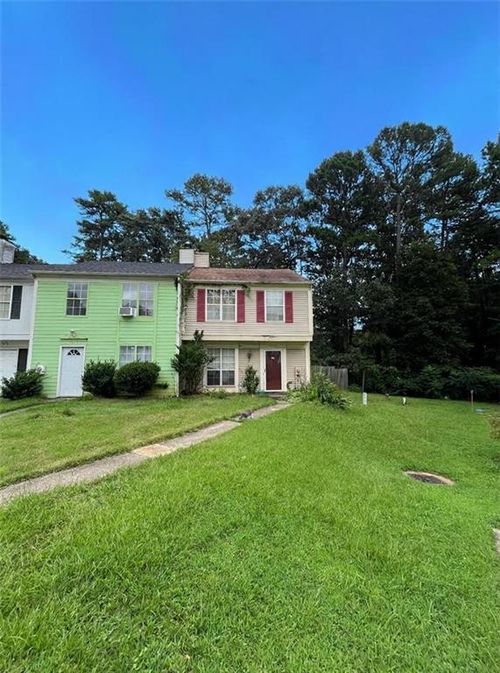 5651 Wells Cir, Stone Mountain, GA, 30087-5298 | Card Image