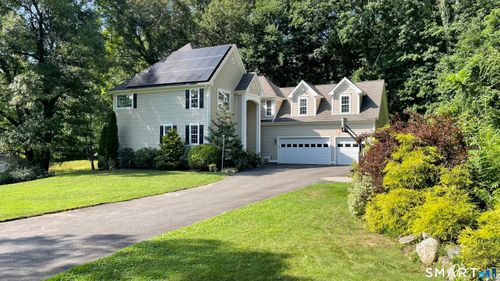25 Grant Dr, Avon, CT, 06001-3209 | Card Image