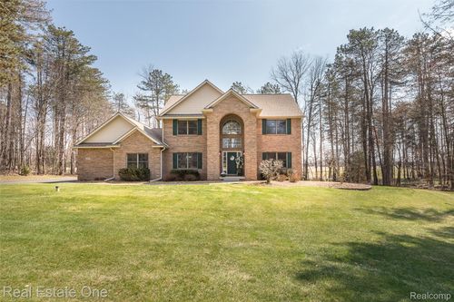 4387 Emu Dr, Pinckney, MI, 48169-9631 | Card Image